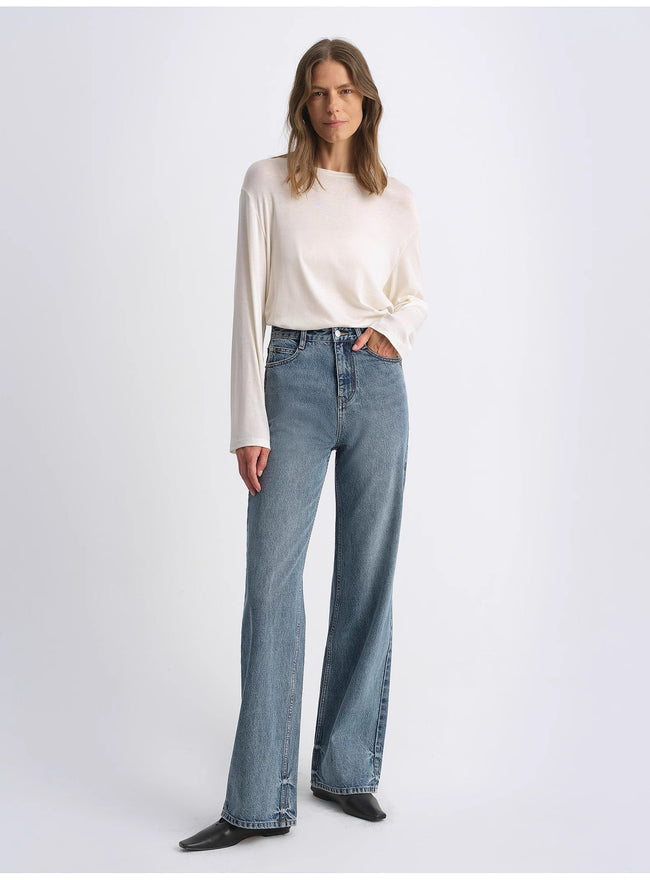 Classic retro old money style straight slim jeans