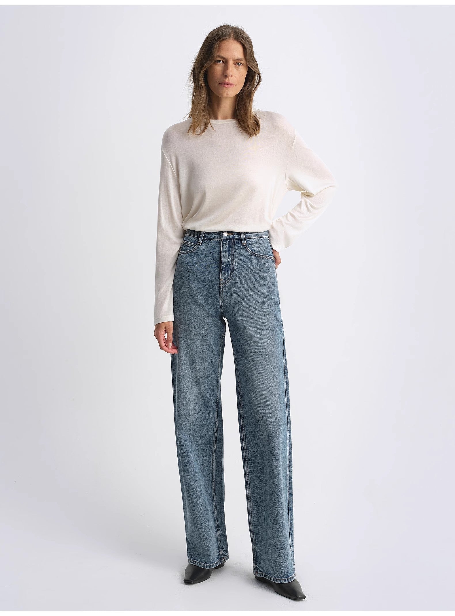 Classic retro old money style straight slim jeans