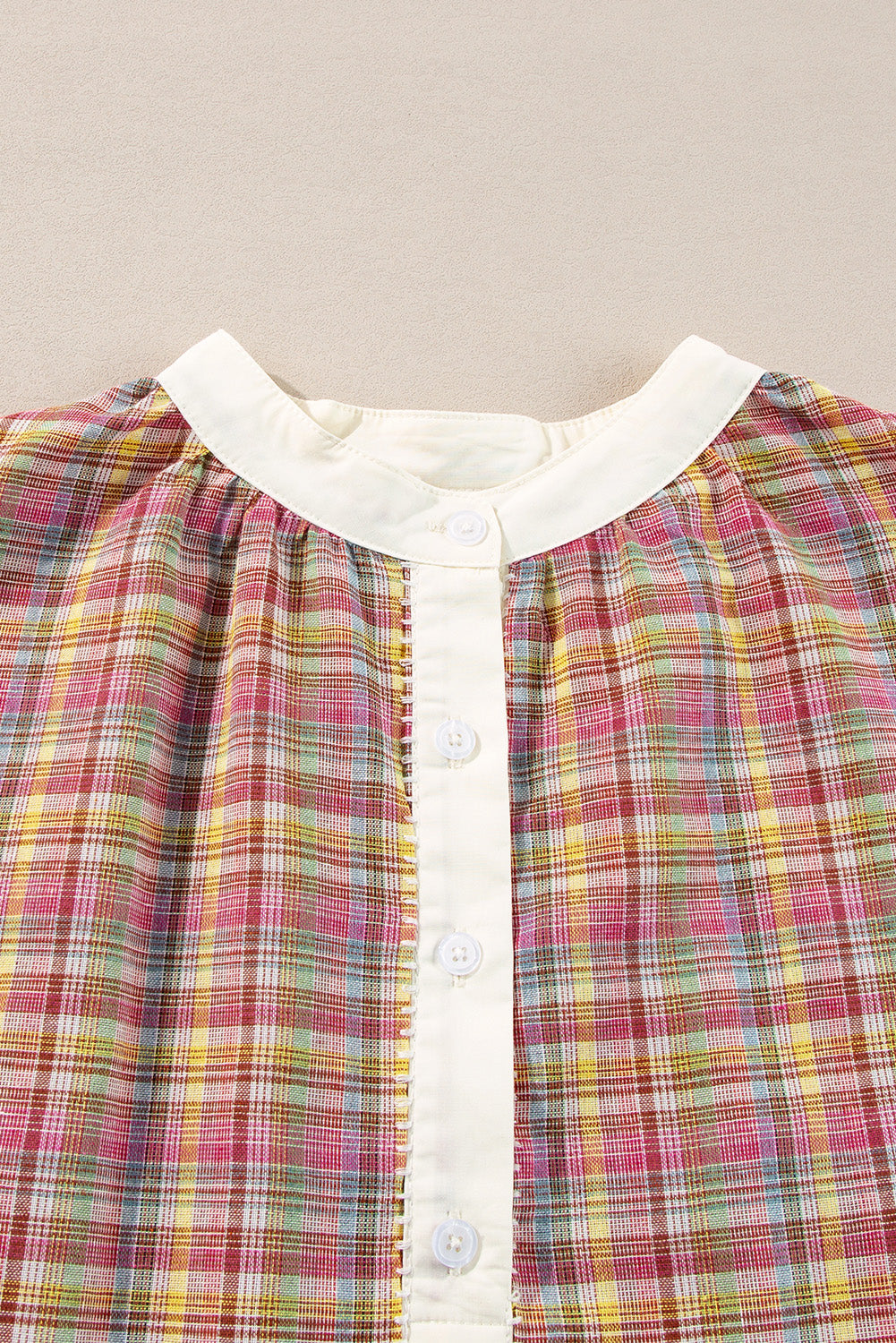 Ροζ μπλούζα Henley με καρό μοτίβο και σχέδιο patchwork