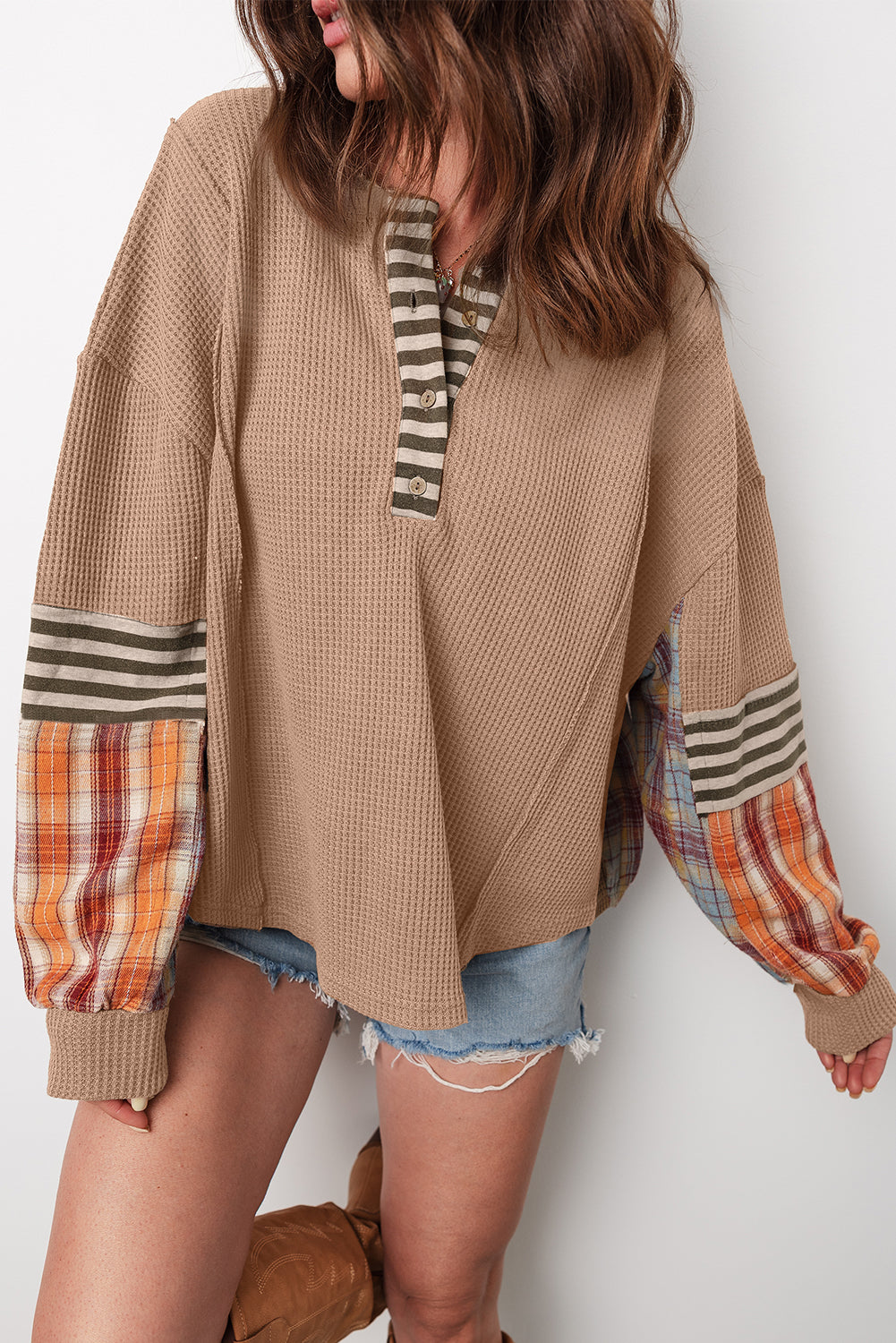 Πλεκτό τοπ Henley με ρίγες και waffle σε κίτρινο χρώμα
