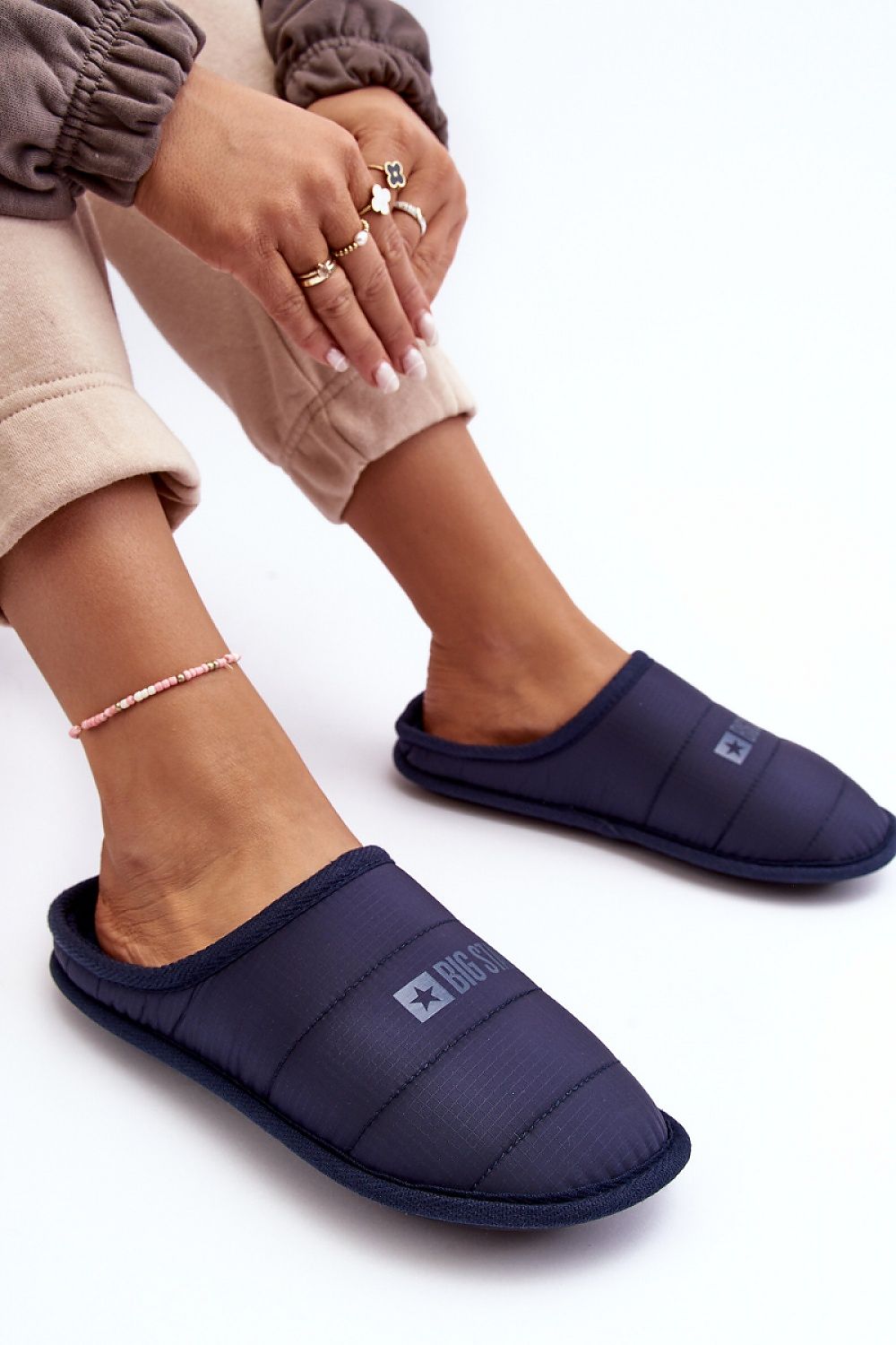  Slippers model 188677 Step in style 