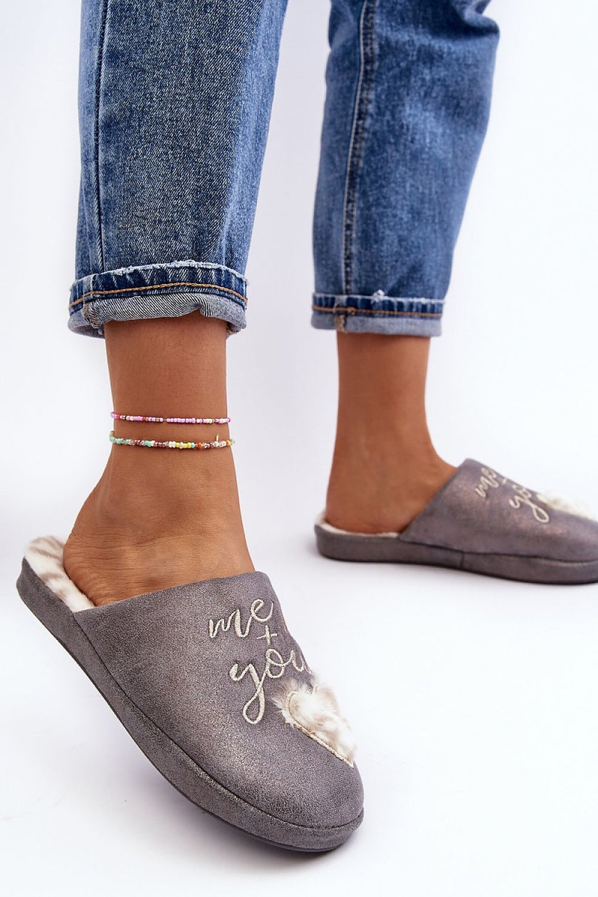  Slippers model 189101 Step in style 