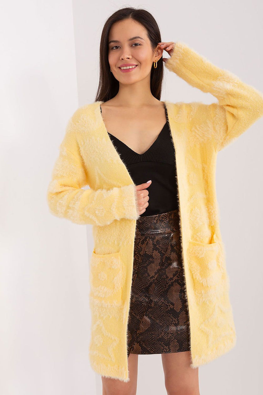 Cardigan model 189211 AT 