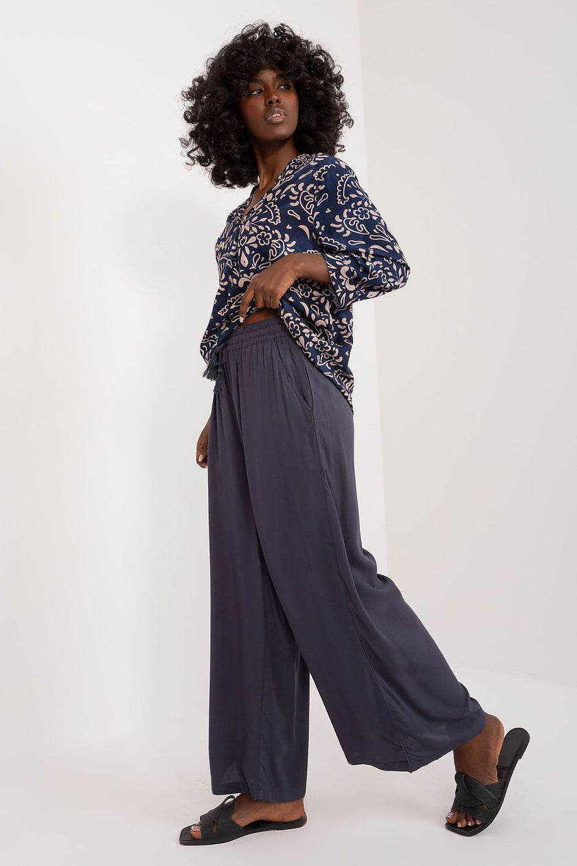  Women trousers model 197539 Sublevel 