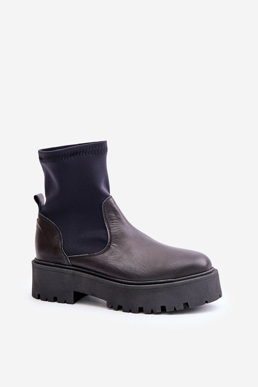  Boots model 201001 Step in style 