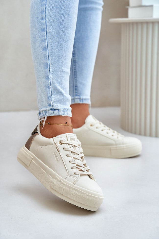  Sneakers model 201720 Step in style 