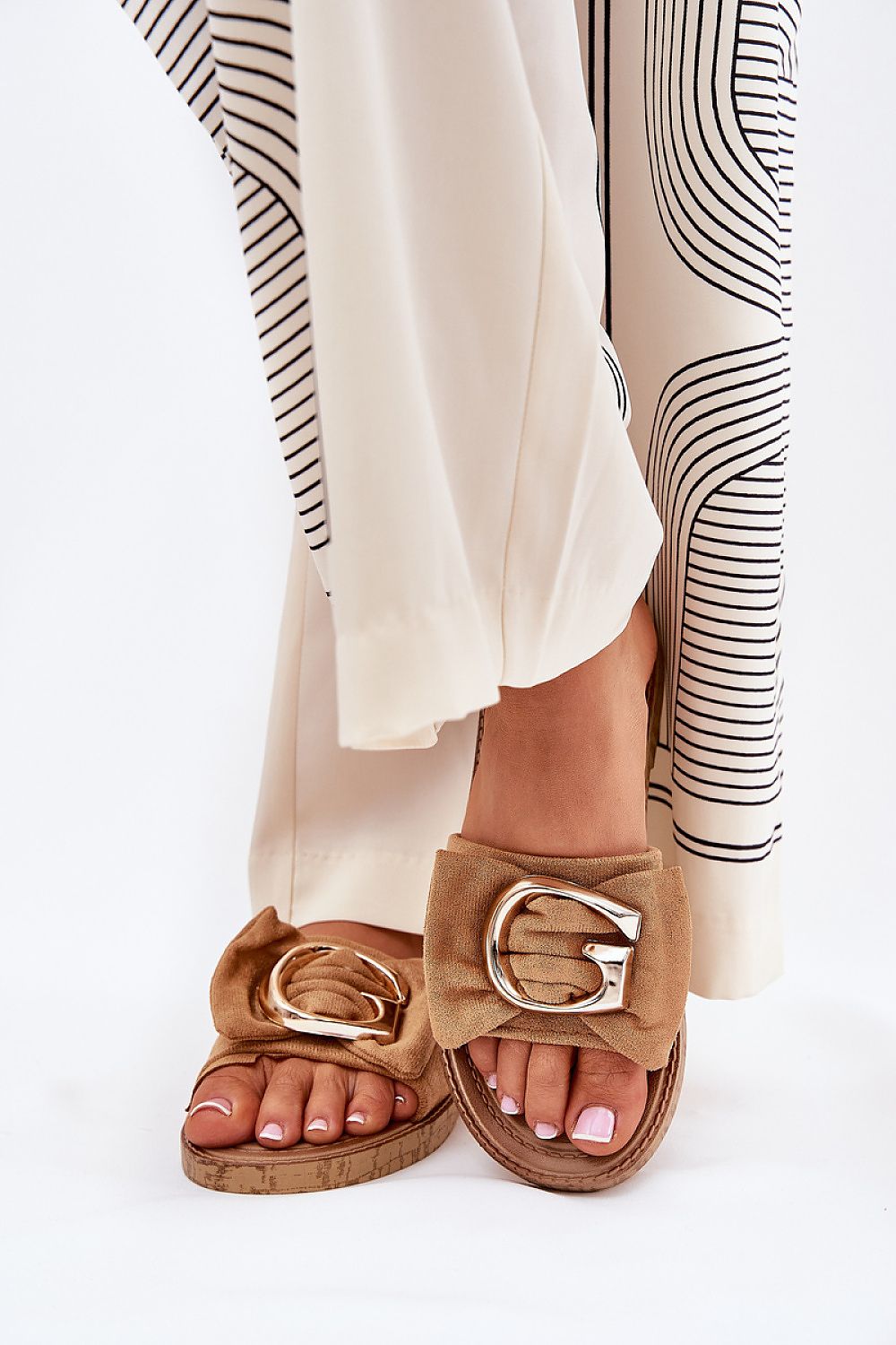  Flip-flops model 210747 Step in style 