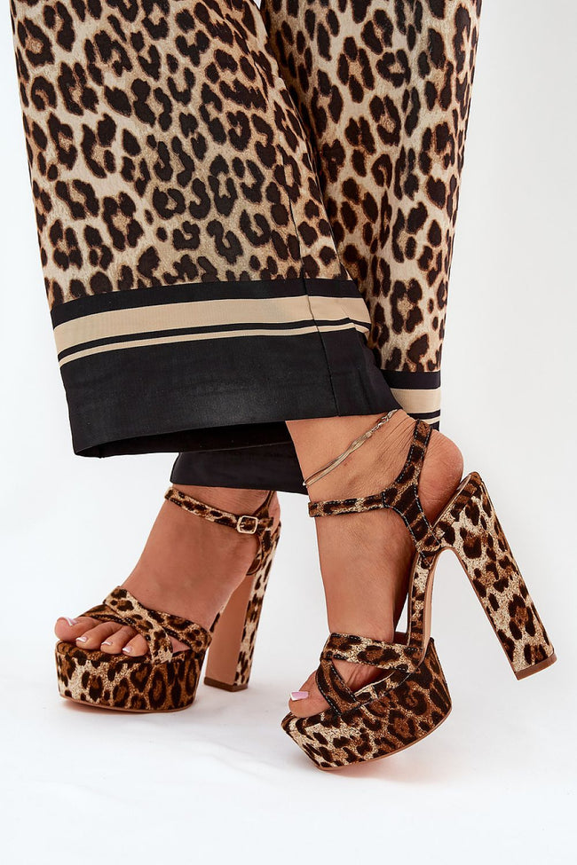  Heel sandals model 210804 Step in style 