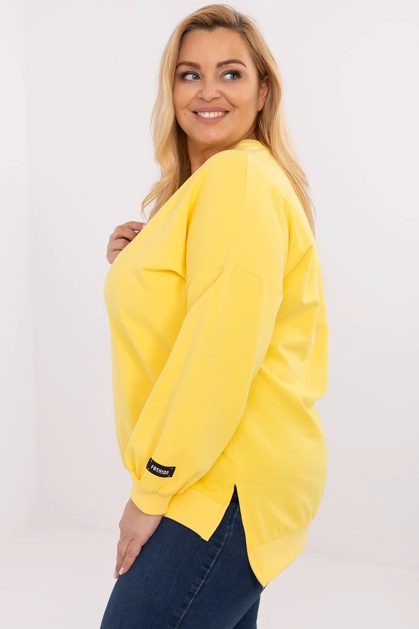  Plus size sweatshirt model 211734 Relevance 