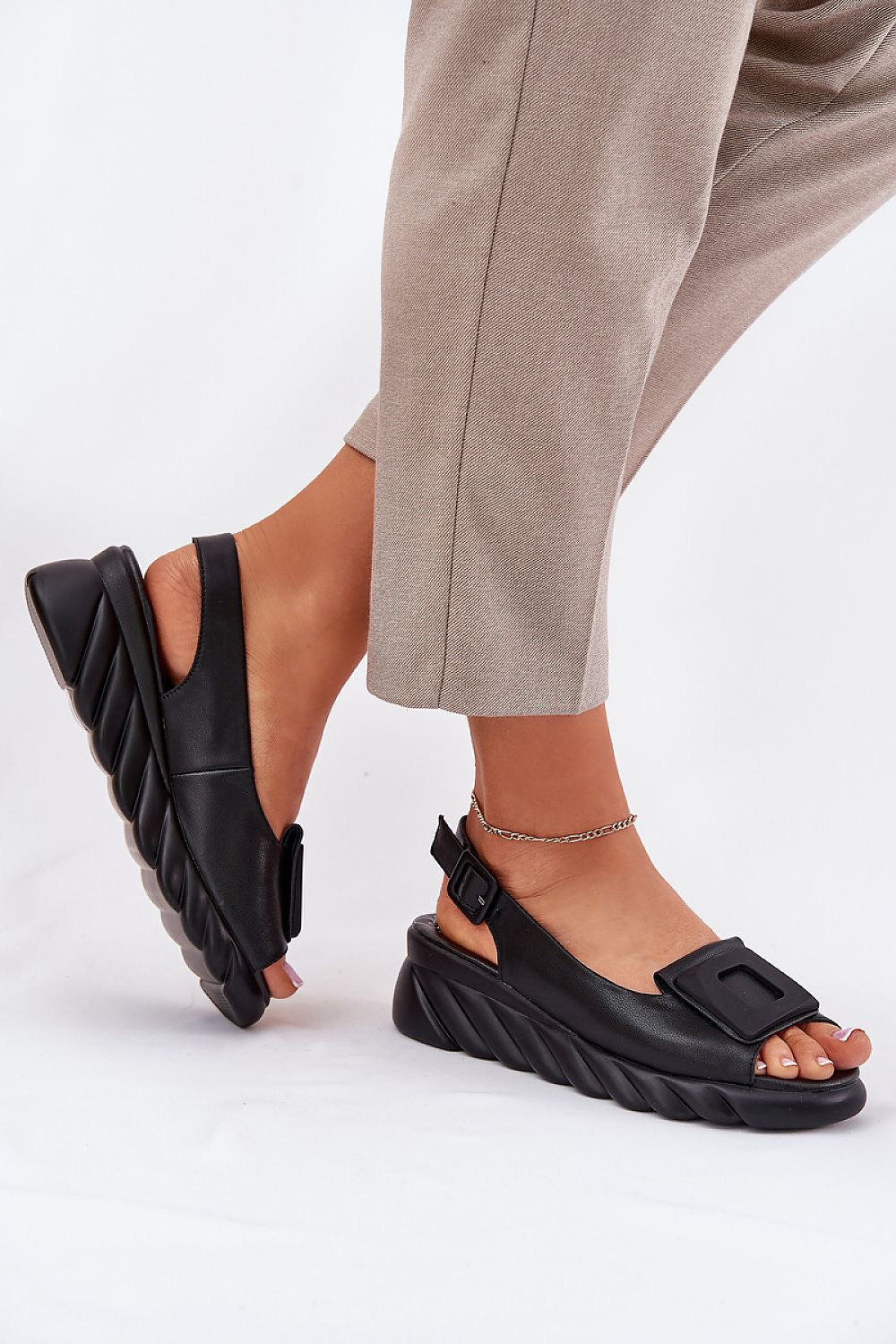  Buskin model 212715 Step in style 