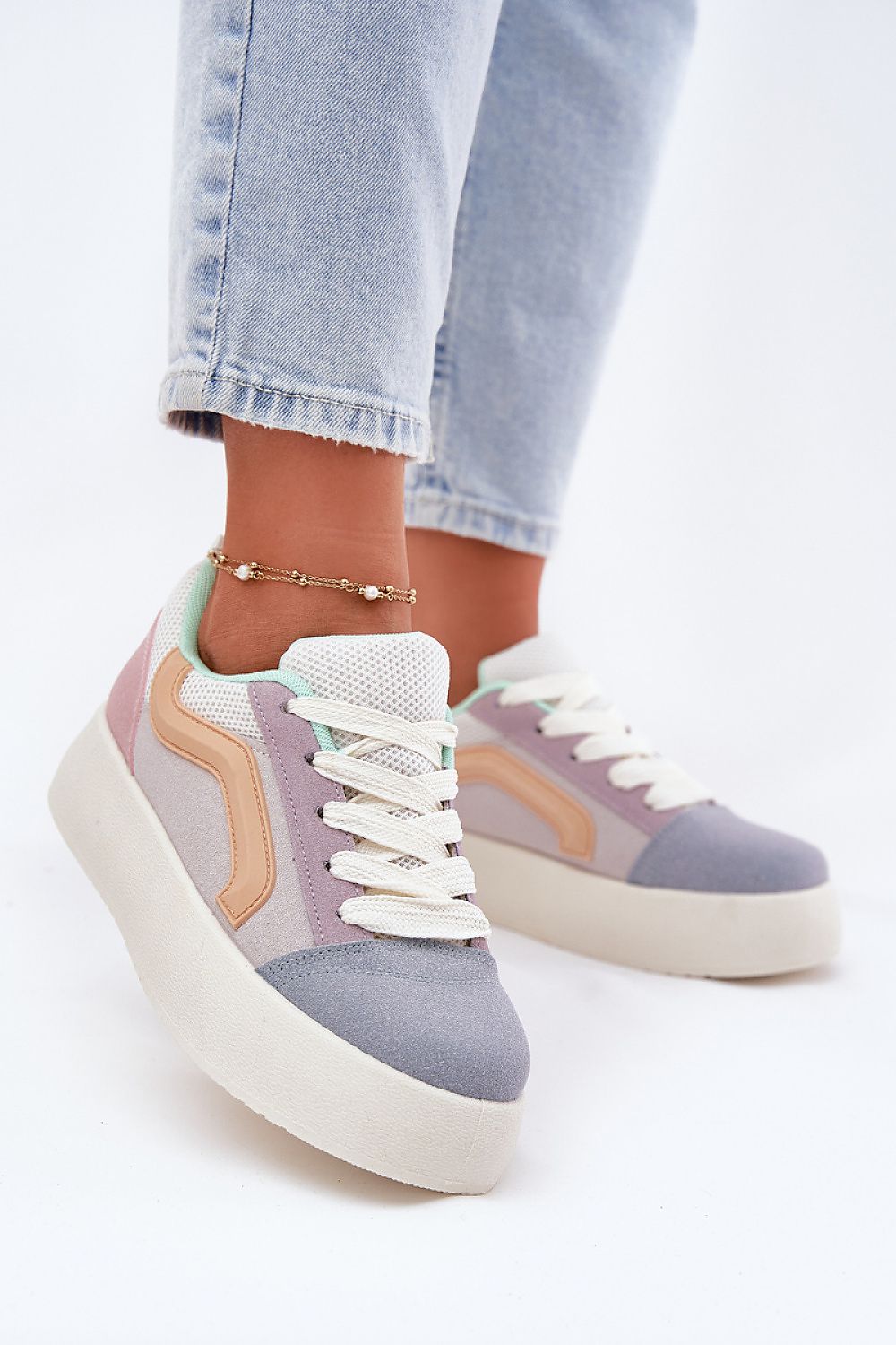  Sport Shoes model 213191 Step in style 