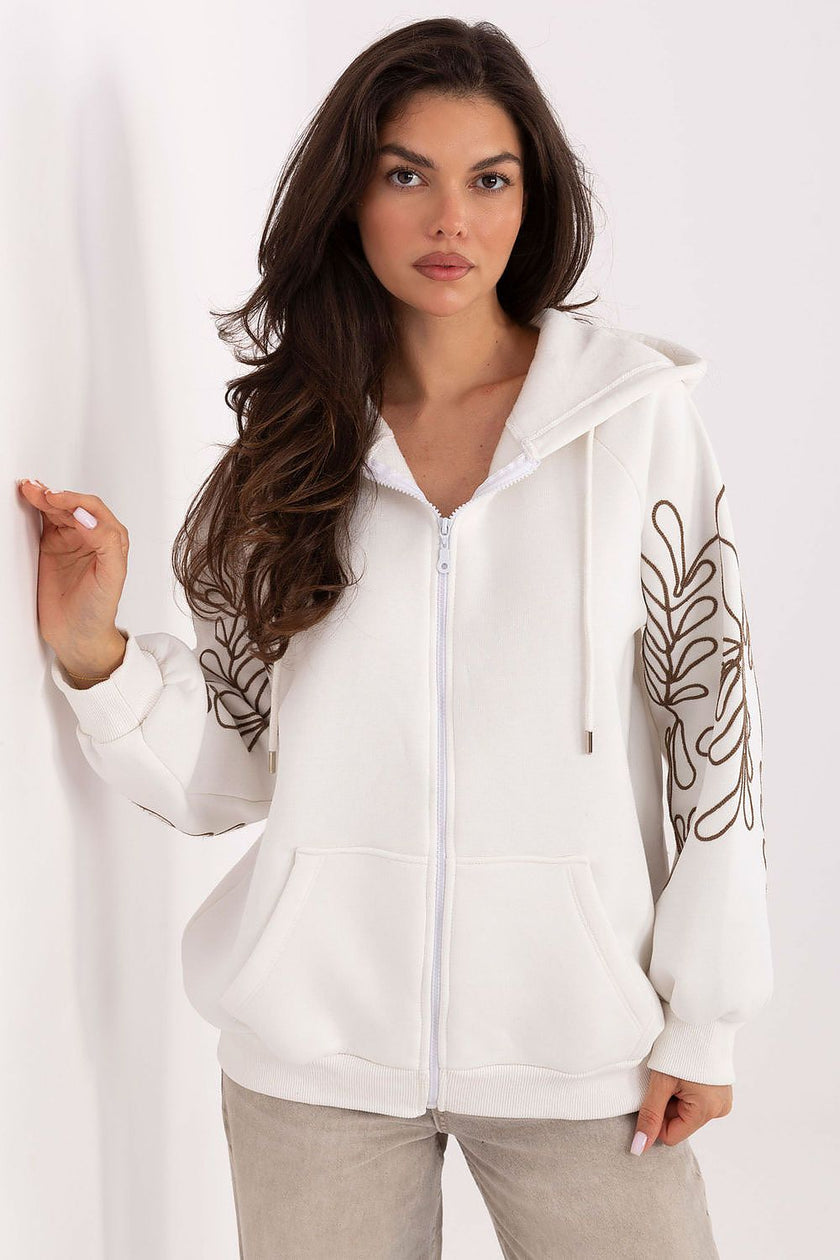  Sweatshirt model 218249 Relevance 
