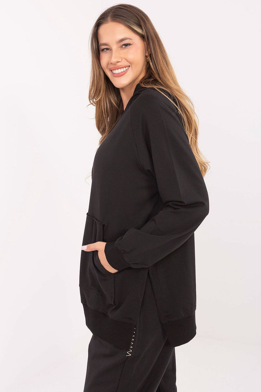  Sweatshirt model 218622 Relevance 