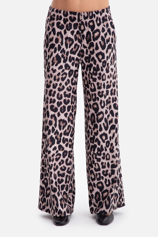  Women trousers model 218655 BeWear 
