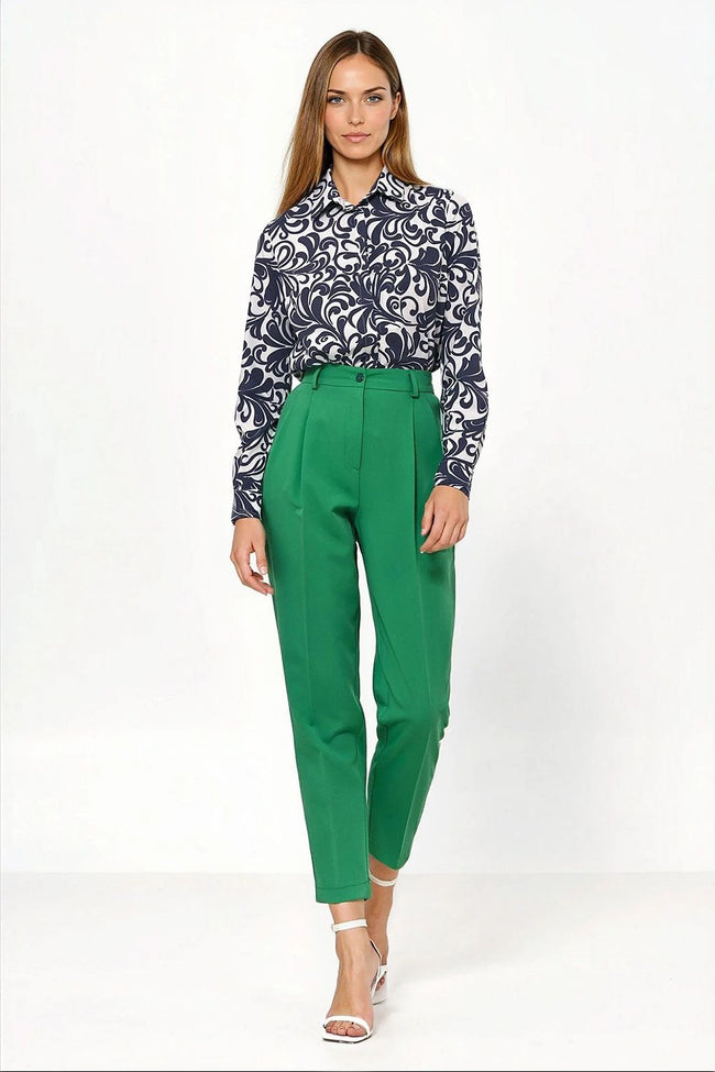  Women trousers model 221732 Nife 