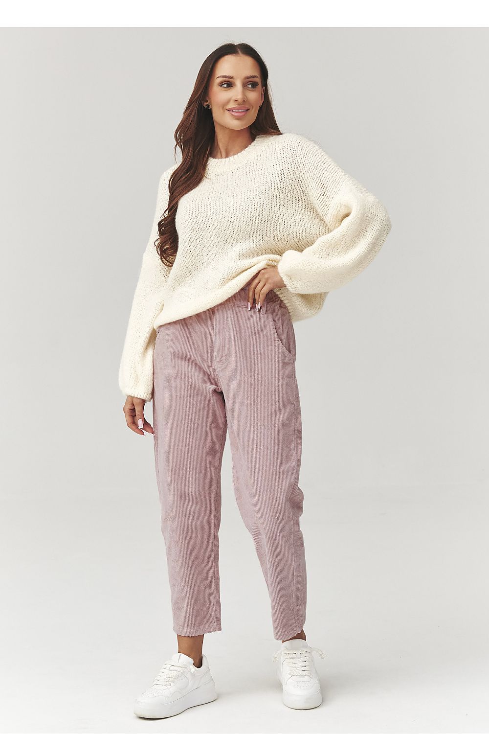  corduroy trousers model 223241 Makadamia 