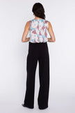  Women trousers model 225825 Nife 