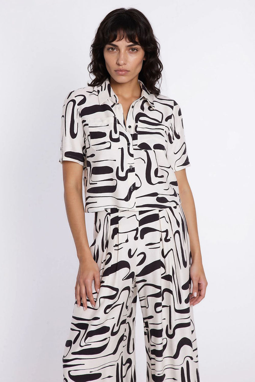  Short sleeve shirt model 228022 Nife 