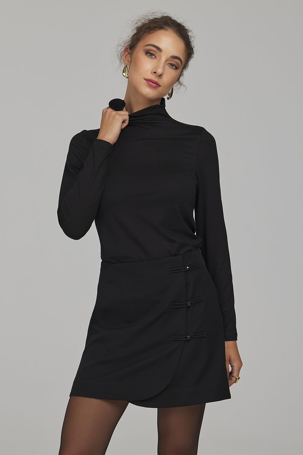  Short skirt model 232497 Nife 