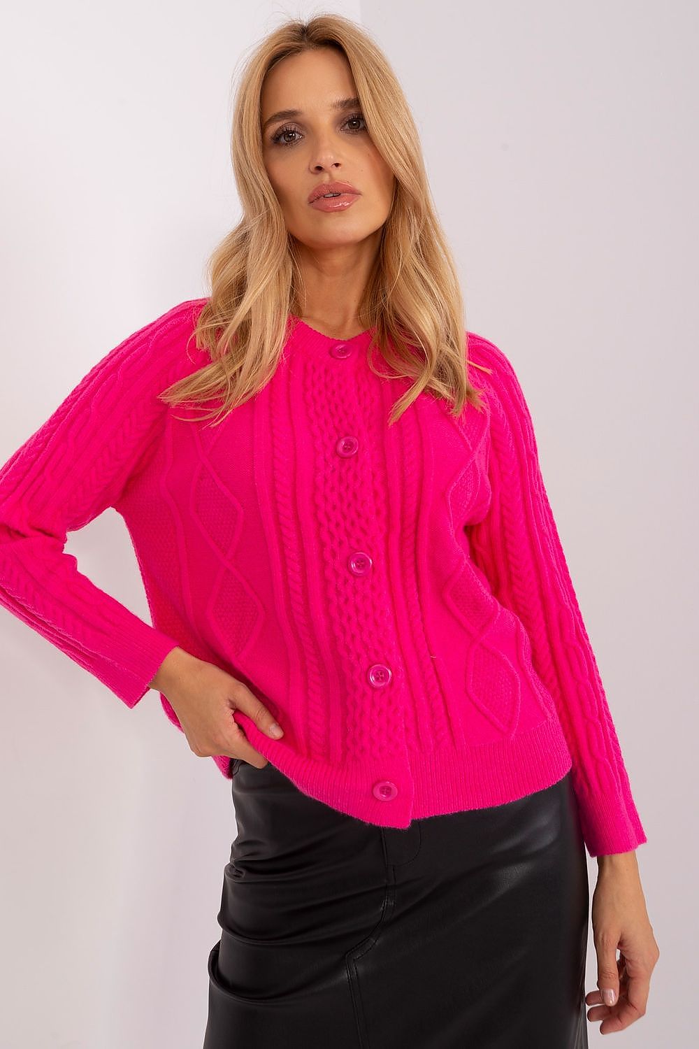  Cardigan model 186814 AT 